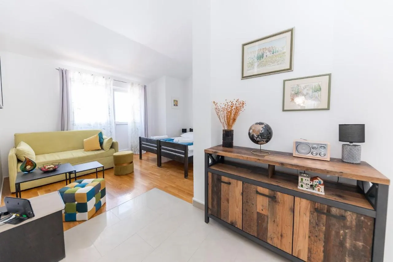 Apartment Sergio 2 Split