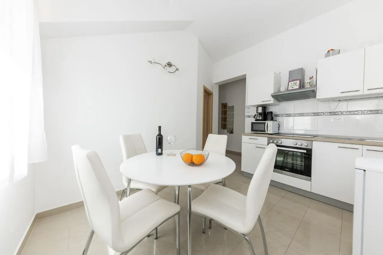 Apartment Sergio 2 Split