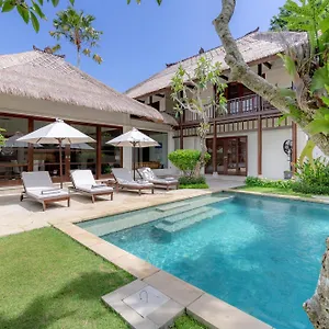 https://villa-dorado.ubudhotelsnow.com